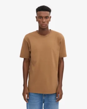 Classic Organic Tee – Camel Sahara