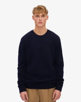 Pull classique en laine mérinos – Bleu marine