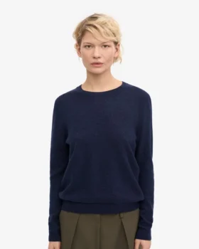 Pull à col rond en laine mérinos légère pour femme – Bleu marine