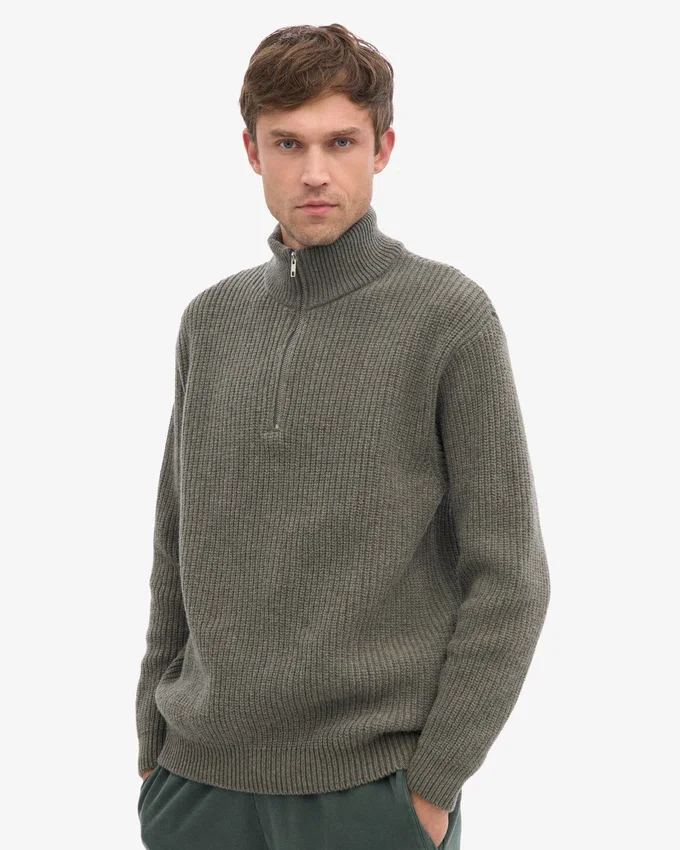 Pull col zippé en laine mérinos - Olive poussiéreux