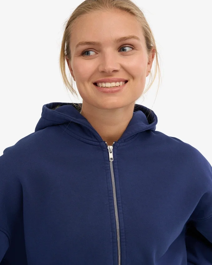 Sweat à capuche court zippé en coton bio - Bleu marine